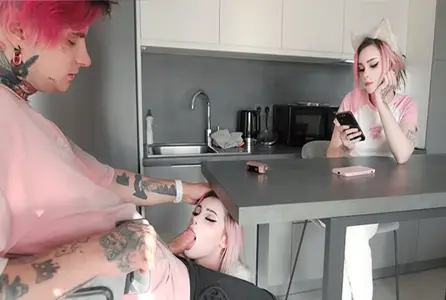 POUB-3379 变化。妻子在最不方便的时候出现了 粉红爱...