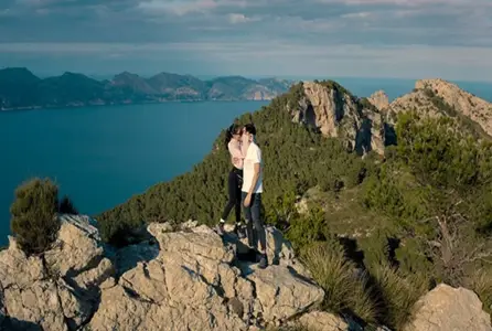 POUB-5476 尝试我们的新玩具 - Luna的旅行EP12 林雅...