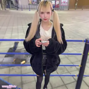 FC2PPV-4655669-【晒し上げ】大久保公园で初立ちんぼのGｶｯﾌﾟ脱税ｺﾝｶﾌｪ嬢。社会を舐め腐った